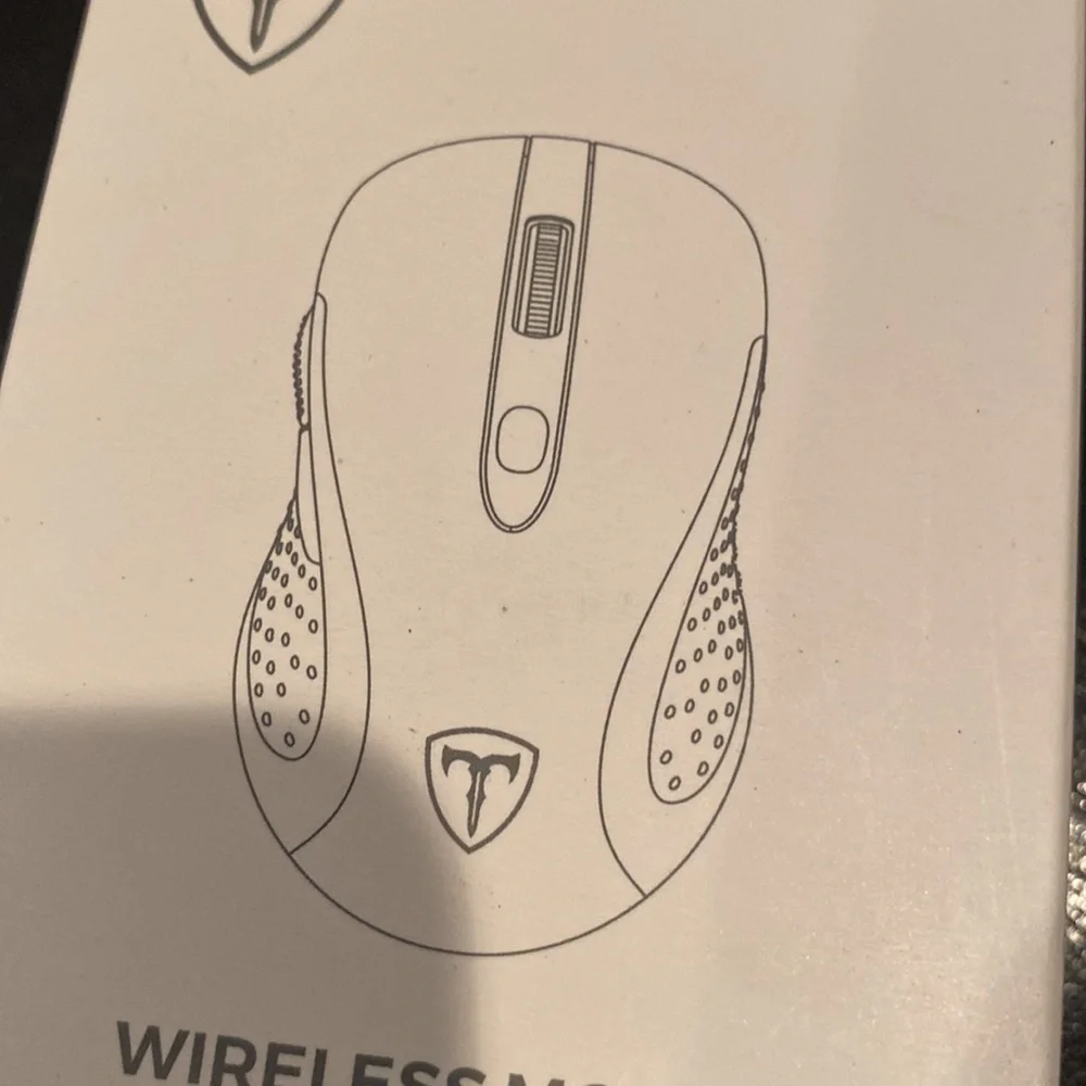 NWT Compute Cordless/ Wireless Mouse Model: D-16